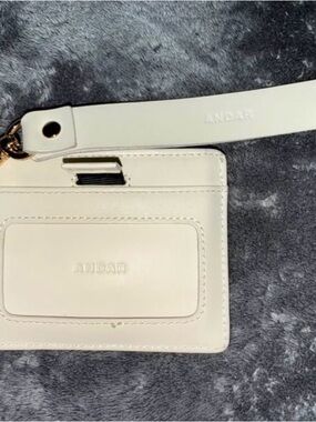 ANDAR Denner Leather Cardholder Strap Wallet